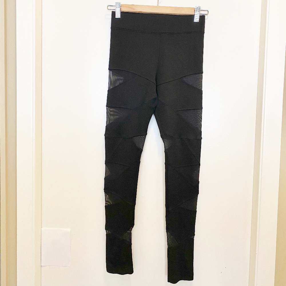 Bebe Cut Out Stretch Tights Leggings Black Small